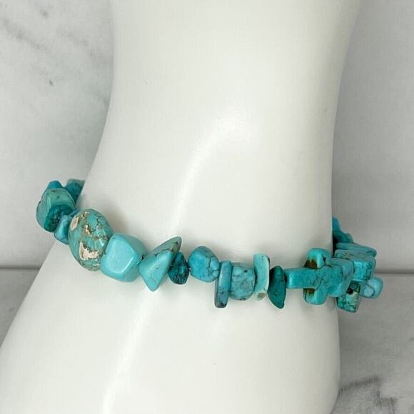 Faux Turquoise Cross Beaded Silver Tone Wire Wrap Bracelet - Picture 4 of 7